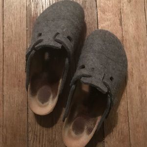 Birkenstock gray wool Boston clog